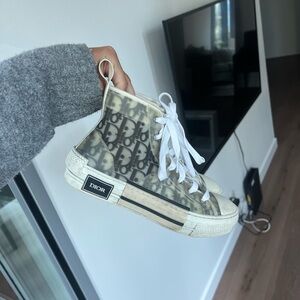 Dior Oblique High Tops size 7.5